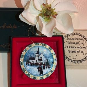 P Buckley Moss Porcelain  Christmas Ornament!